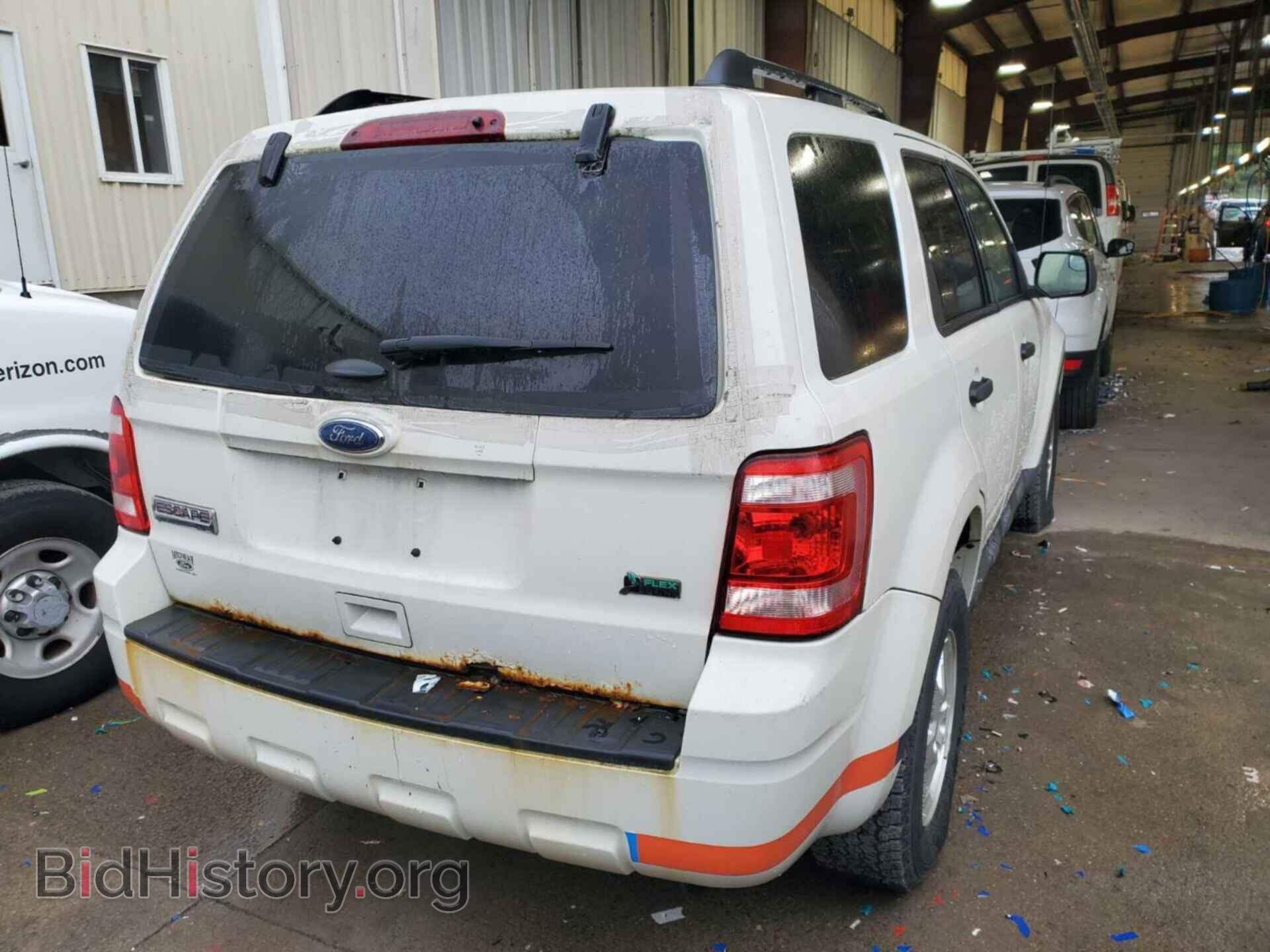 2011 FORD ESCAPE - VIN: 1FMCU9DG1BKB12211 - Фото 9