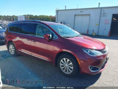 2019 Chrysler PACIFICA Touring L, темно-бордовый — VIN 2C4RC1BG1KR748912, IAAI
