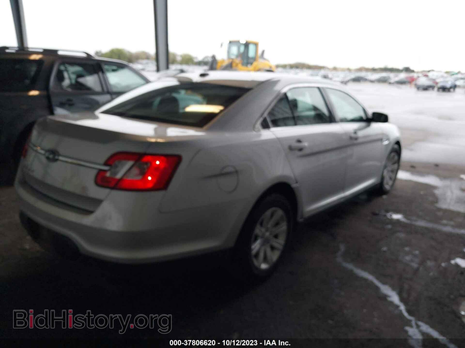 2010 FORD TAURUS - VIN: 1FAHP2DW9AG121360 - Фото 4