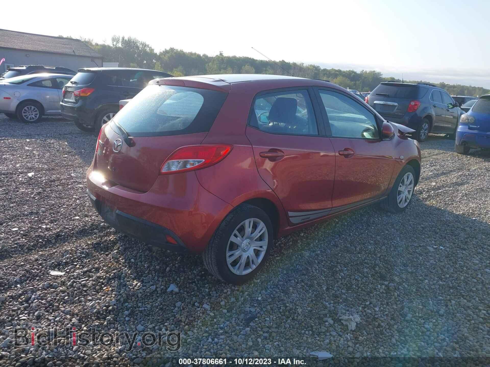 2014 MAZDA MAZDA2 - VIN: JM1DE1KY6E0174545 - Фото 4