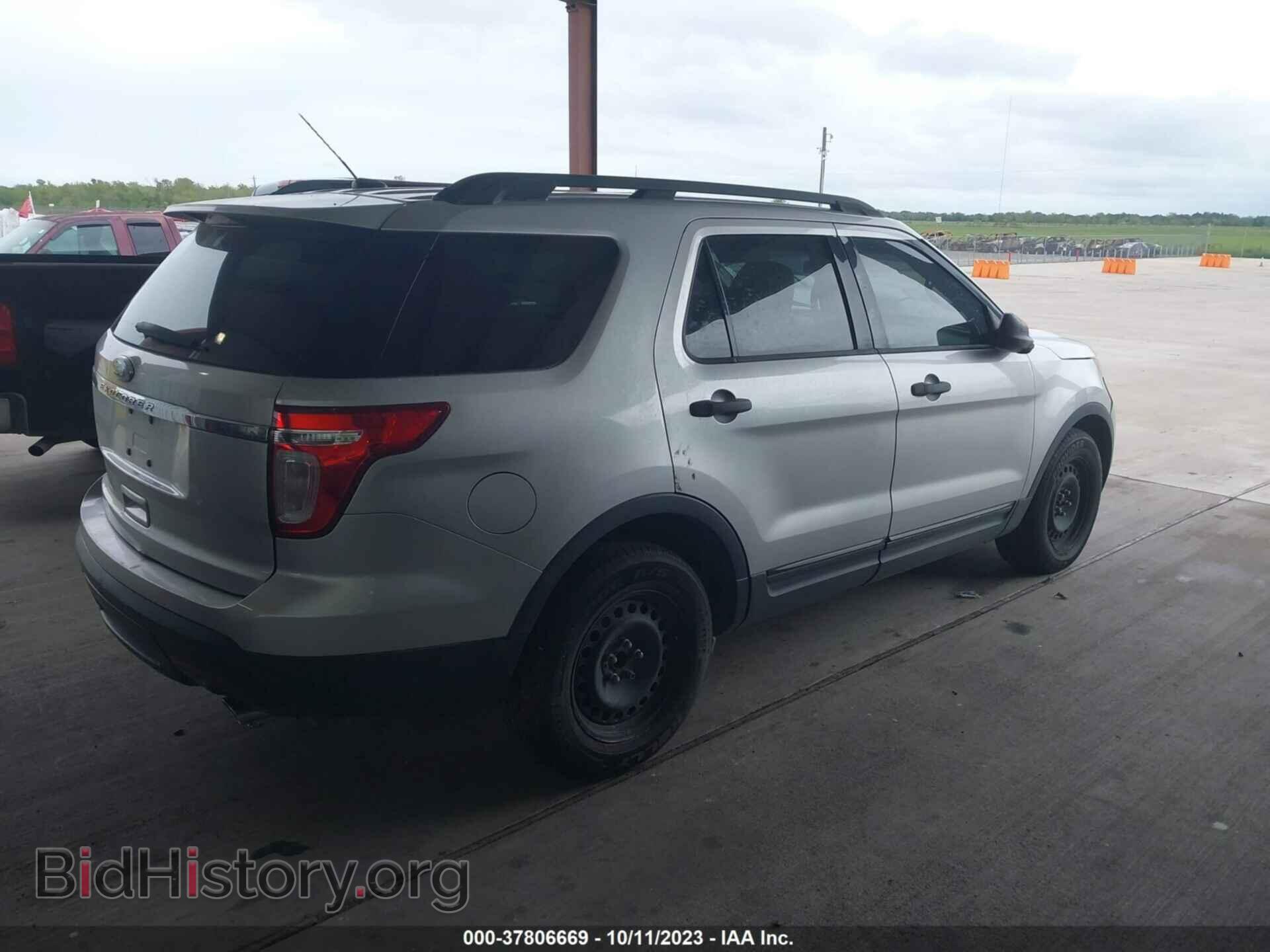 2011 FORD EXPLORER - VIN: 1FMHK7B83BGA30558 - Photo 4