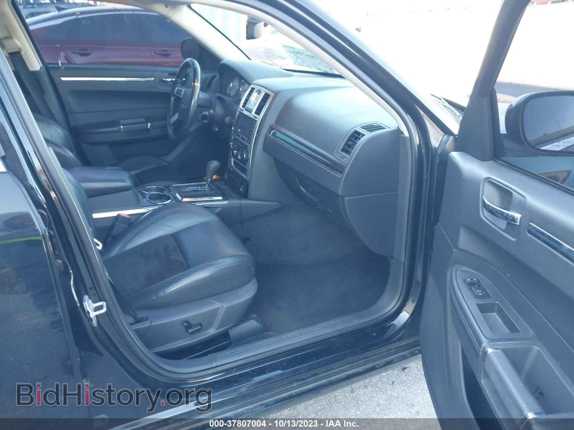 2010 CHRYSLER 300 - VIN: 2C3CA2CV8AH328670 - Фото 5