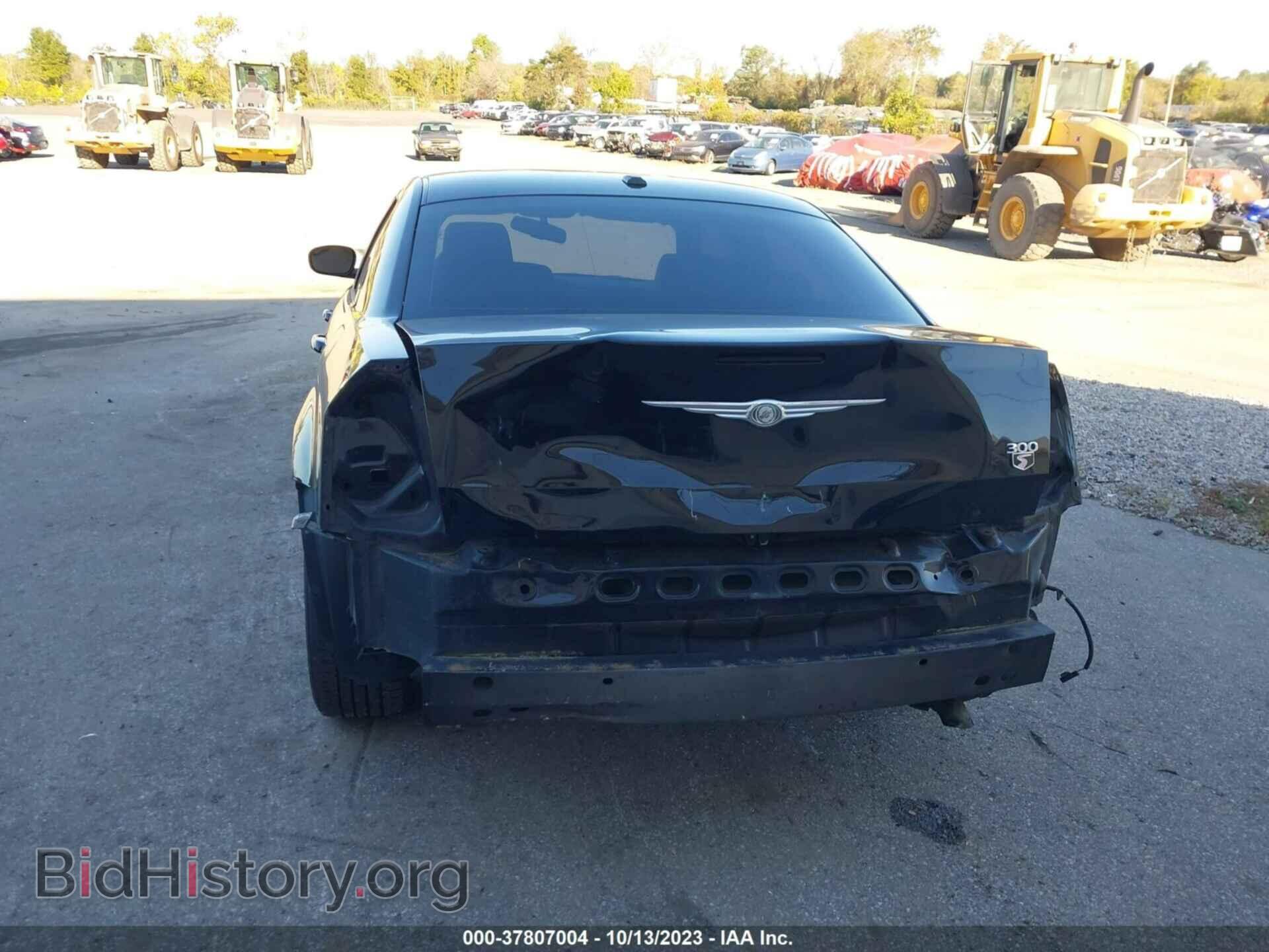 2010 CHRYSLER 300 - VIN: 2C3CA2CV8AH328670 - Фото 6