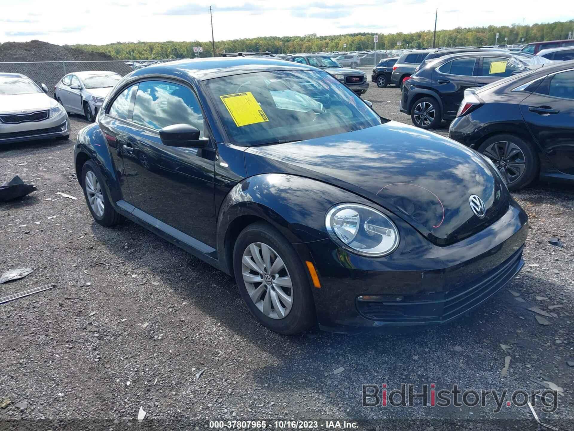 Photo 3VWF17AT1GM604217 - VOLKSWAGEN BEETLE COUPE 2016