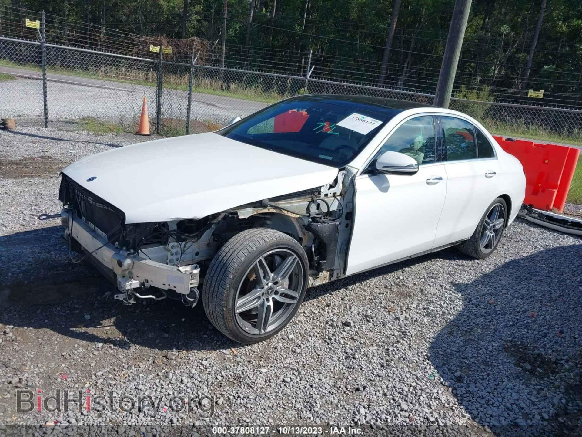 2018 MERCEDES-BENZ E-CLASS - VIN: WDDZF4JB5JA467896 - Фото 2