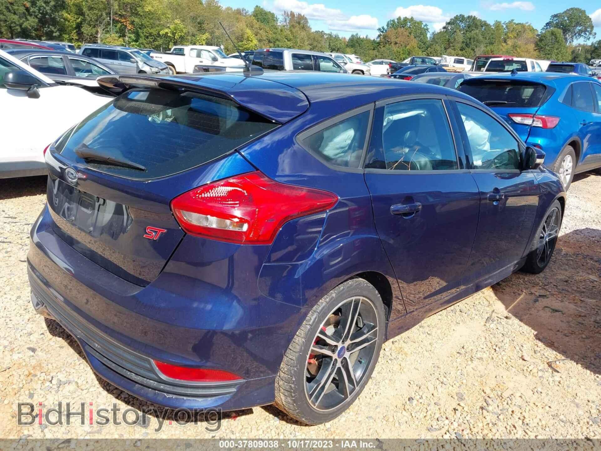2017 FORD FOCUS ST - VIN: 1FADP3L96HL262243 - Фото 4