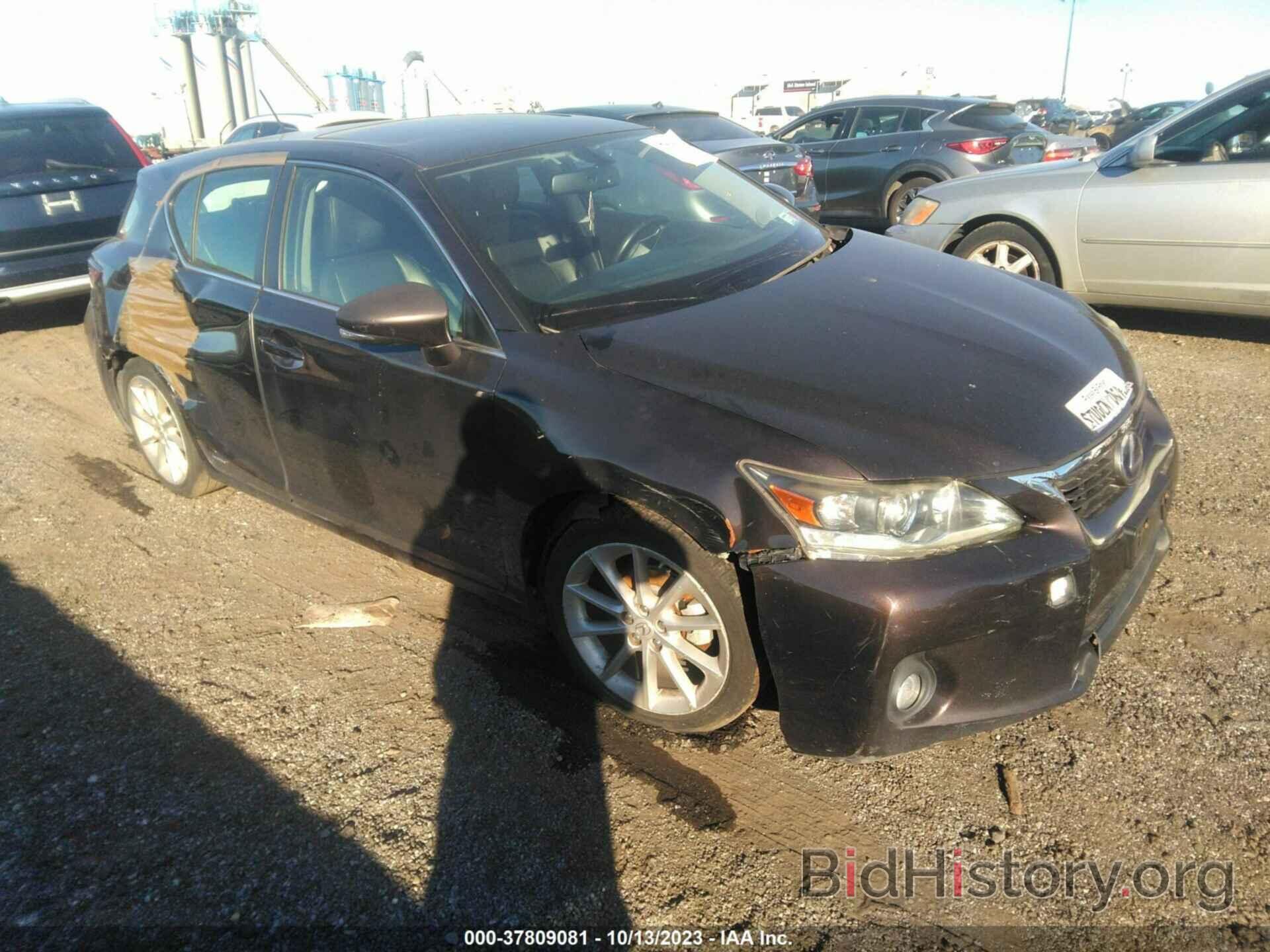 Photo JTHKD5BH8B2045643 - LEXUS CT 200H 2011