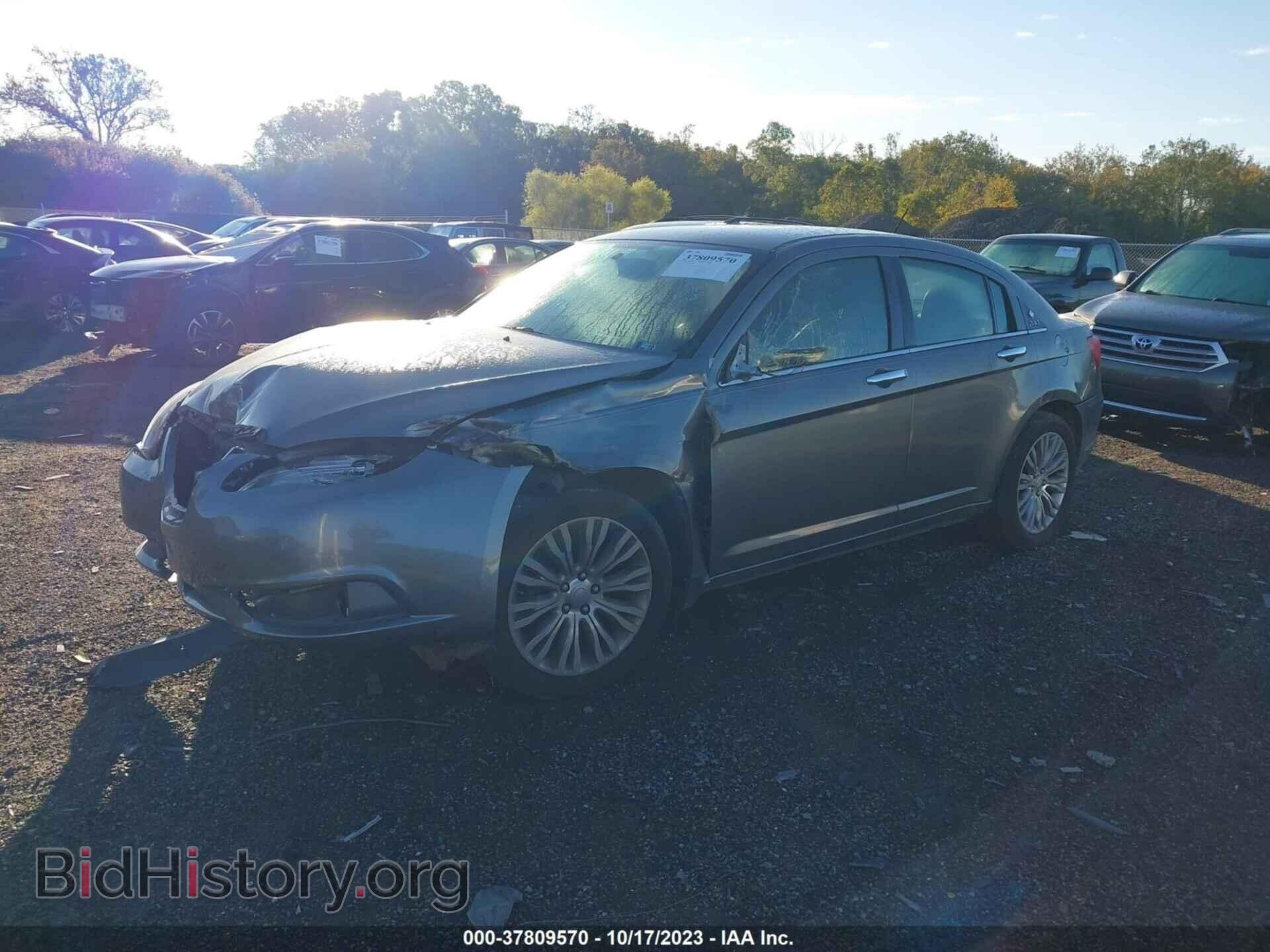 2013 CHRYSLER 200 - VIN: 1C3CCBCG5DN522452 - Photo 2