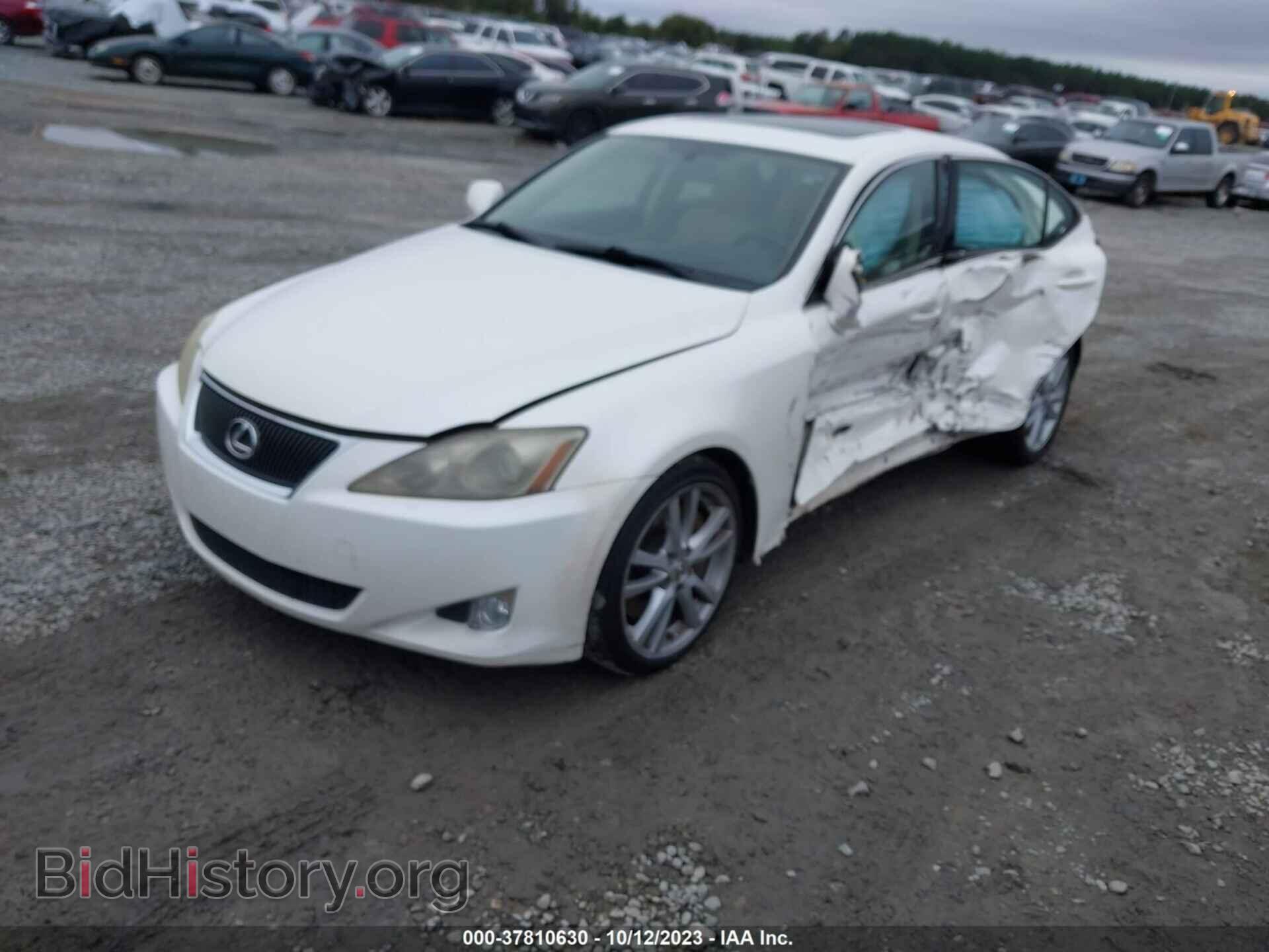 2006 LEXUS IS 350 - VIN: JTHBE262365001734 - Фото 2