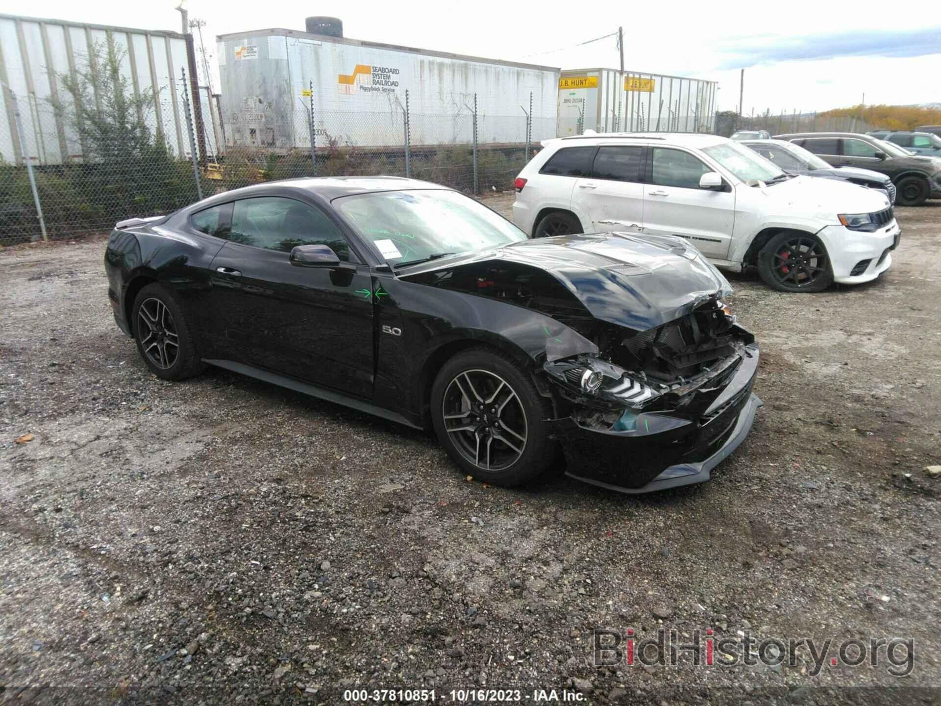 Photo 1FA6P8CFXJ5182398 - FORD MUSTANG 2018