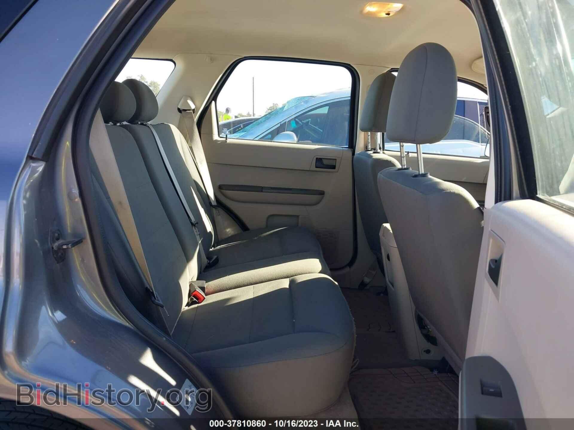 2011 FORD ESCAPE - VIN: 1FMCU0C77BKA67966 - Фото 8