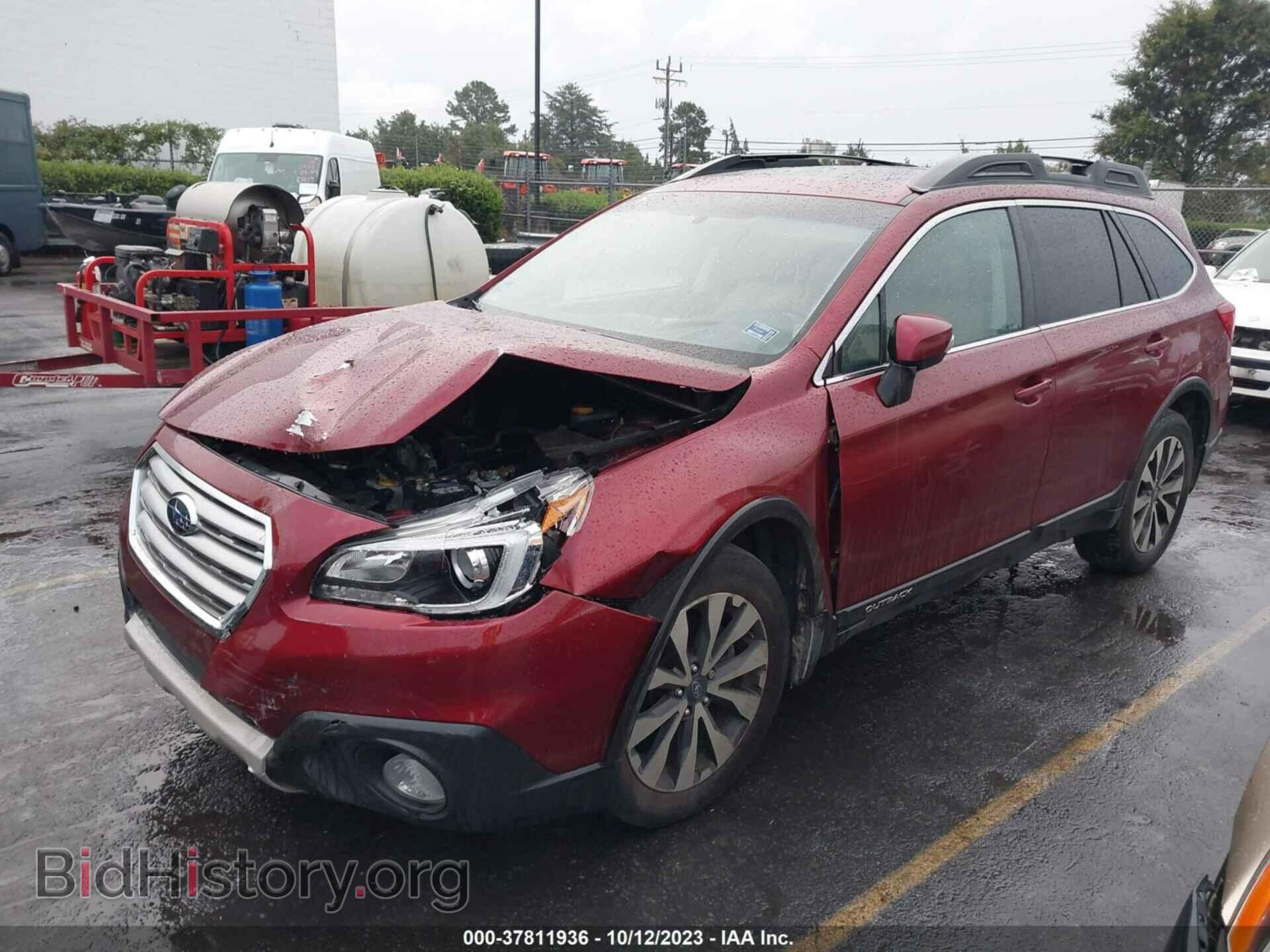 2015 SUBARU OUTBACK - VIN: 4S4BSBLC1F3245526 - Фото 2