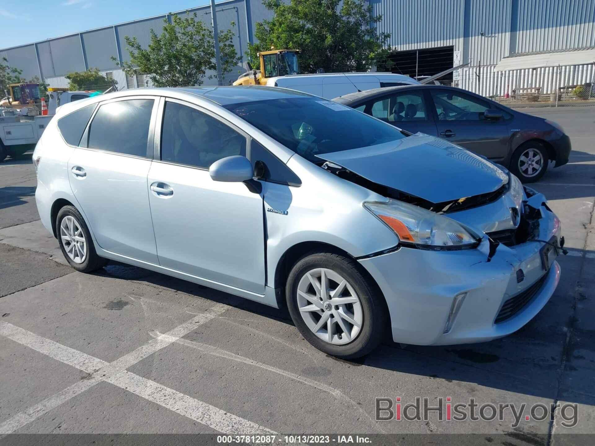 Фотография JTDZN3EU9E3329372 - TOYOTA PRIUS V 2014