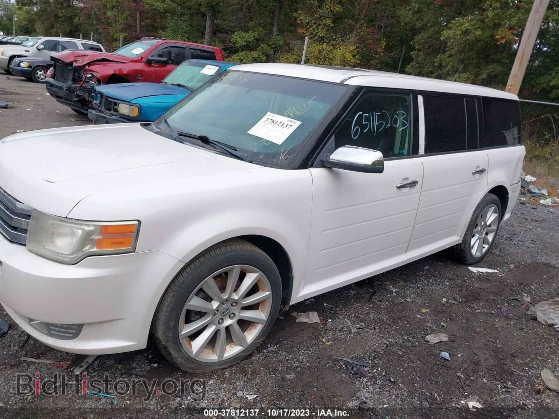 2011 FORD FLEX - VIN: 2FMGK5DC6BBD22875 - Photo 2