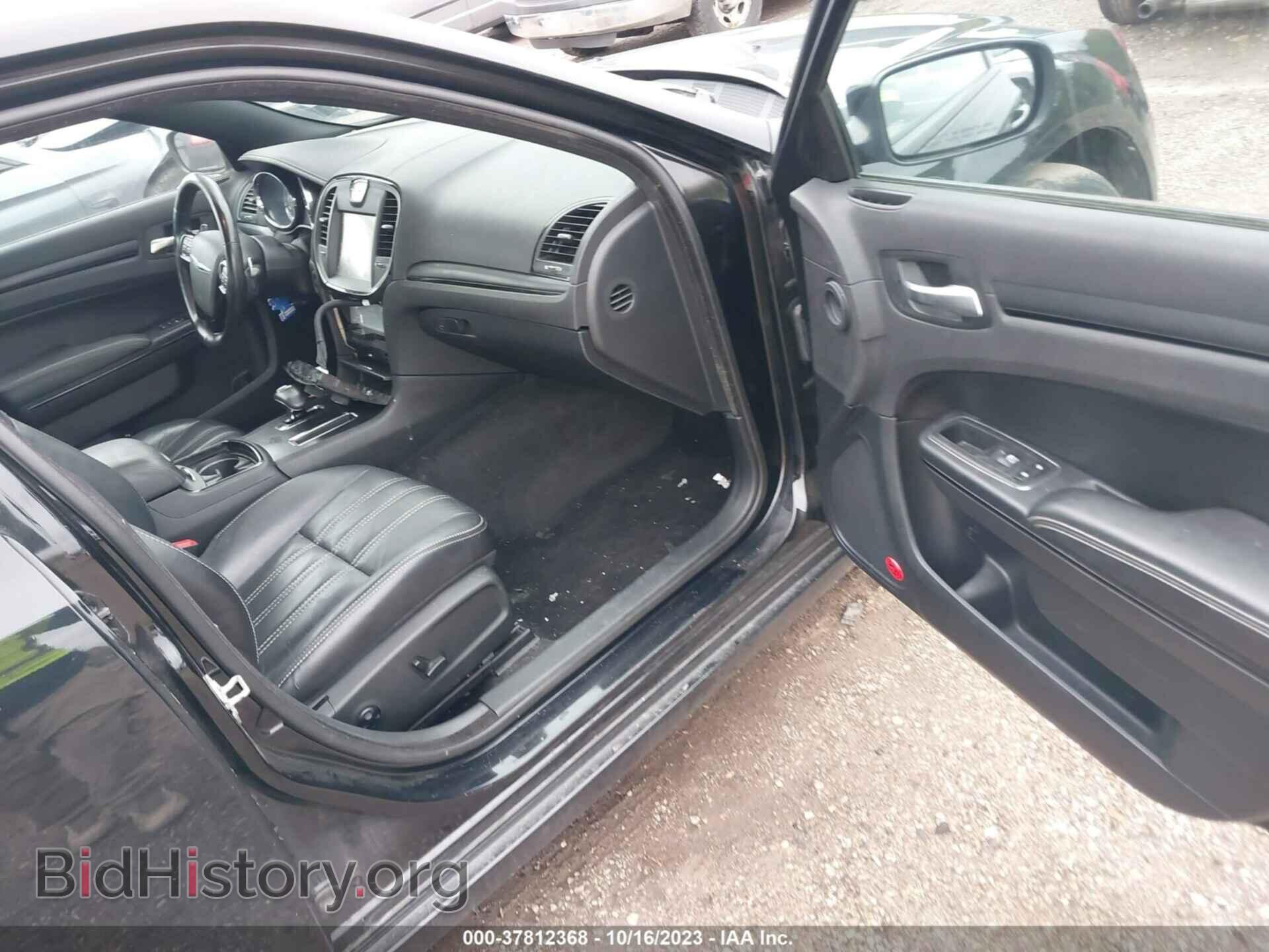 2014 CHRYSLER 300 - VIN: 2C3CCAGG5EH384040 - Фото 5