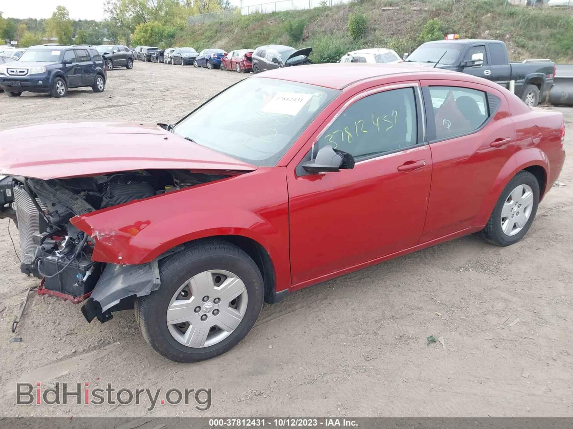 2010 DODGE AVENGER - VIN: 1B3CC4FB9AN214883 - Photo 2