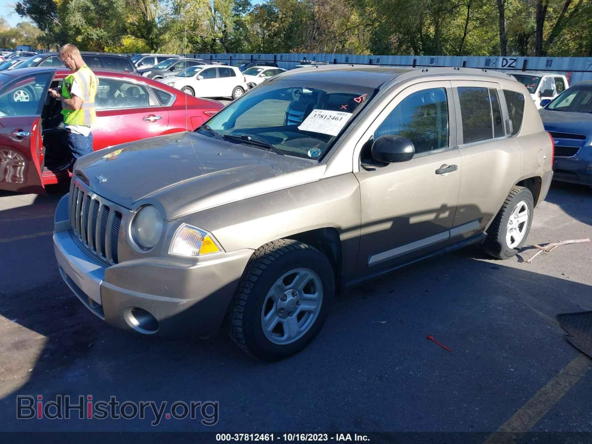 2007 JEEP COMPASS - VIN: 1J8FF57W07D144174 - Фото 2