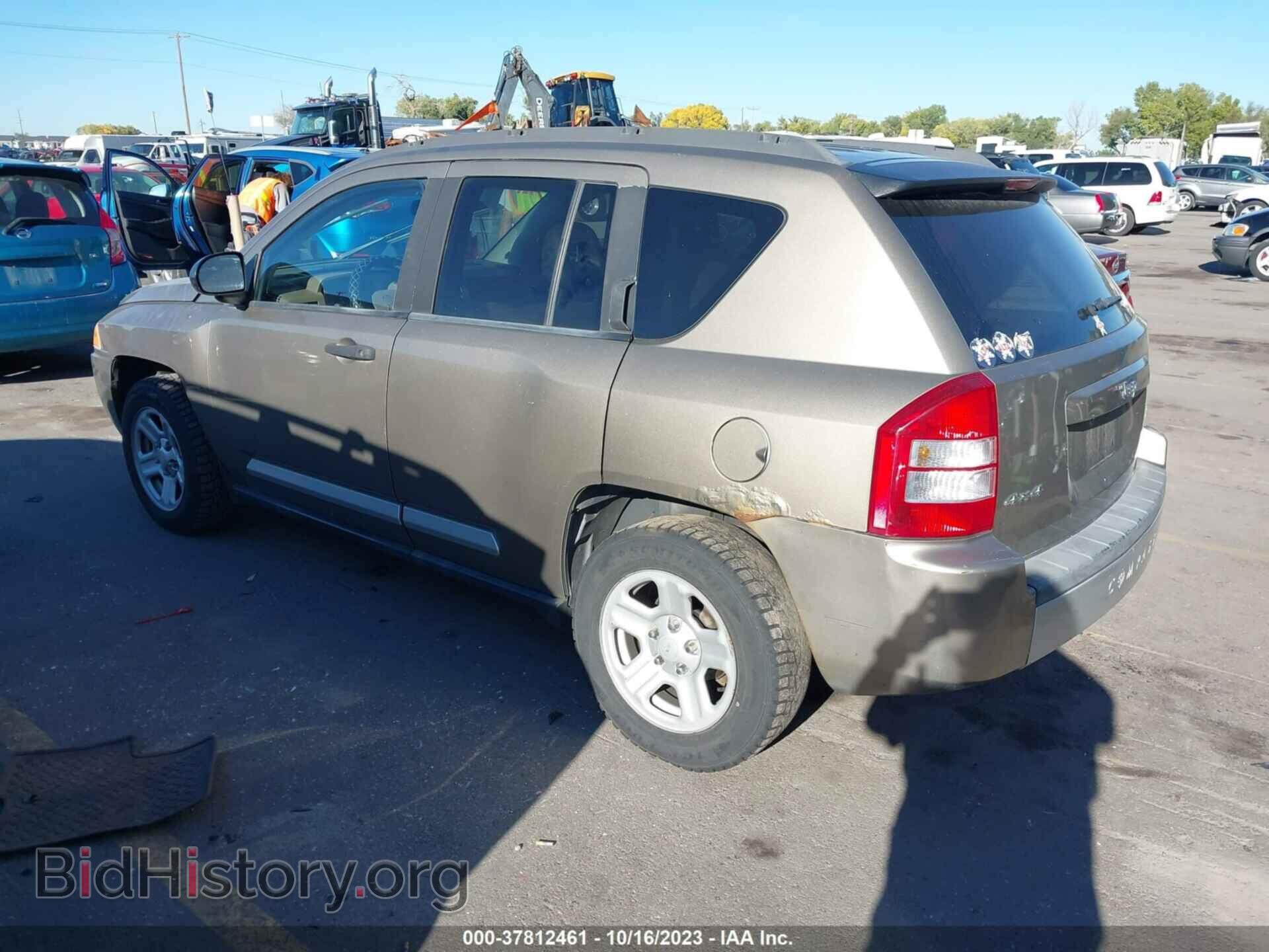 2007 JEEP COMPASS - VIN: 1J8FF57W07D144174 - Фото 3