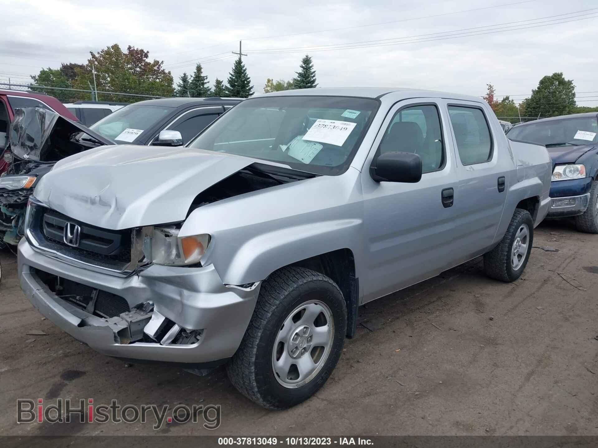 2011 HONDA RIDGELINE - VIN: 5FPYK1F2XBB005438 - Фото 2