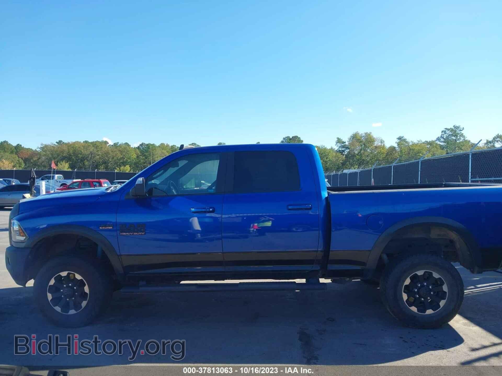 2018 RAM 2500 - VIN: 3C6TR5EJXJG332811 - Photo 14