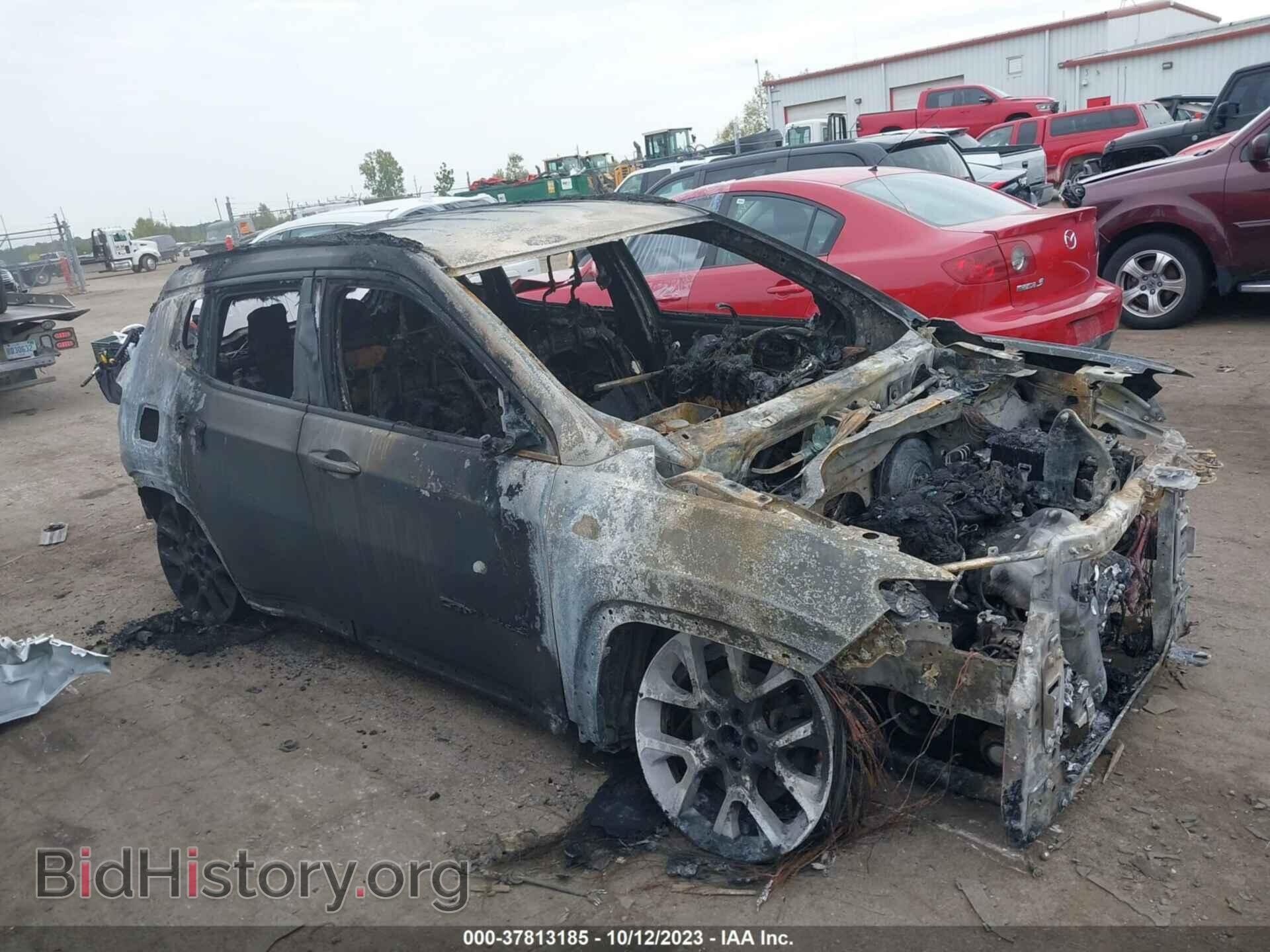 Photo 3C4NJDCB5KT781420 - JEEP COMPASS 2019