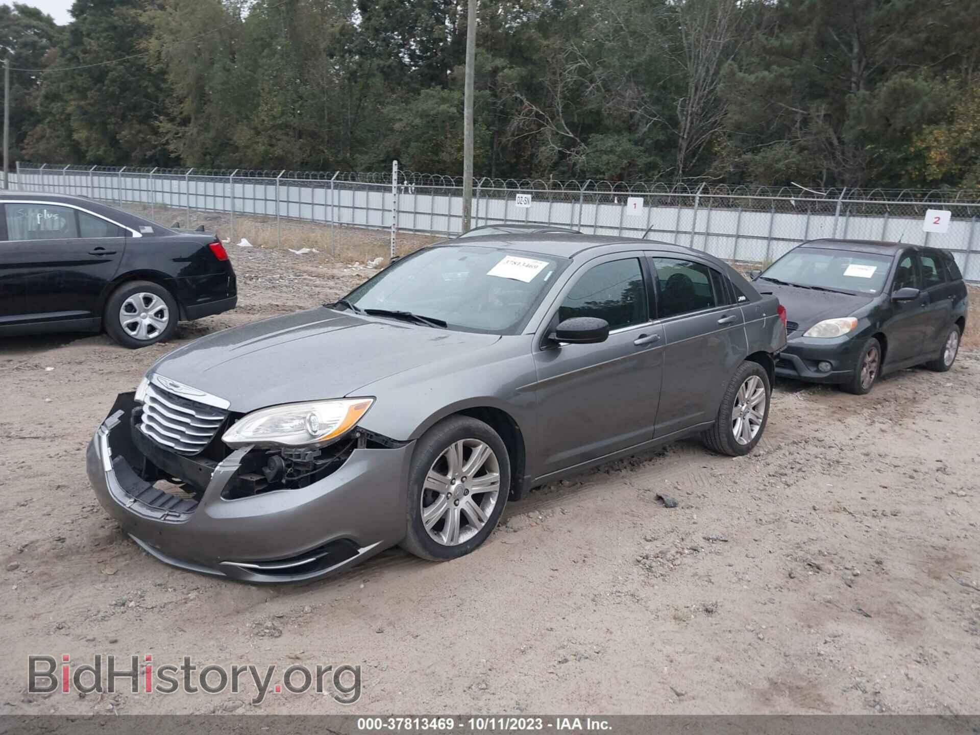 2012 CHRYSLER 200 - VIN: 1C3CCBBB6CN197895 - Фото 2