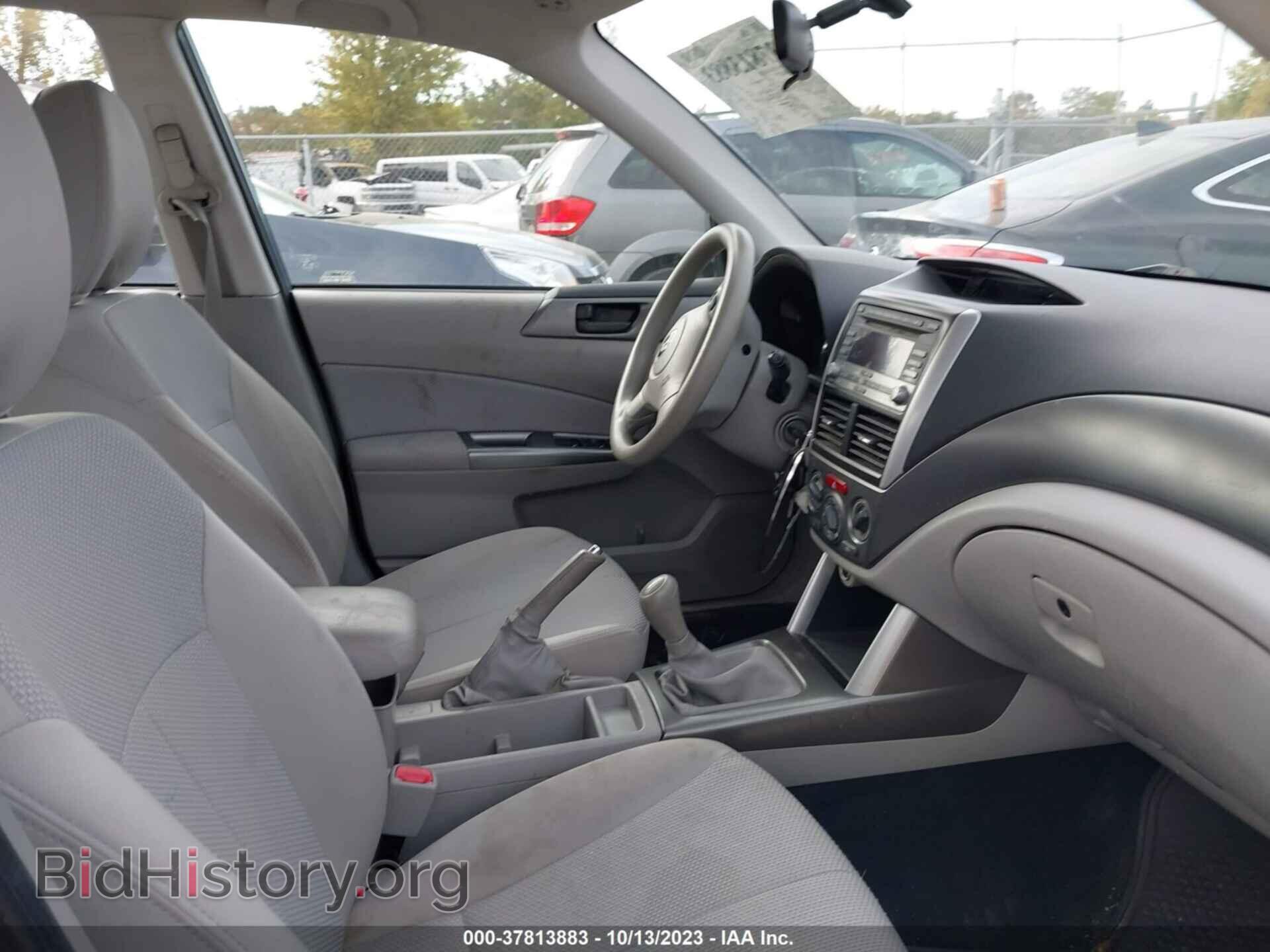2011 SUBARU FORESTER - VIN: JF2SHABC5BG717889 - Фото 5