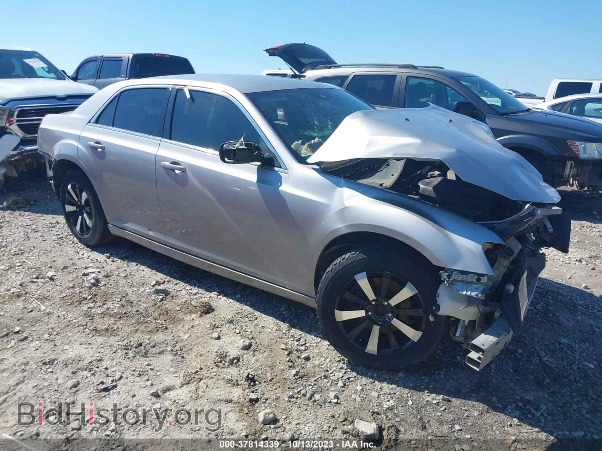 Photo 2C3CA4CG2BH522027 - CHRYSLER 300 2011