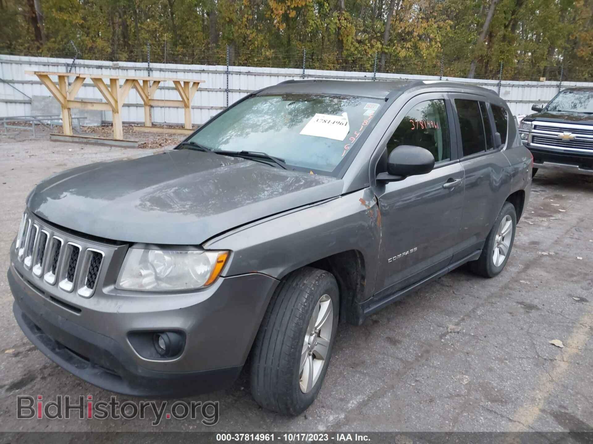 2012 JEEP COMPASS - VIN: 1C4NJDEB1CD583633 - Фото 2