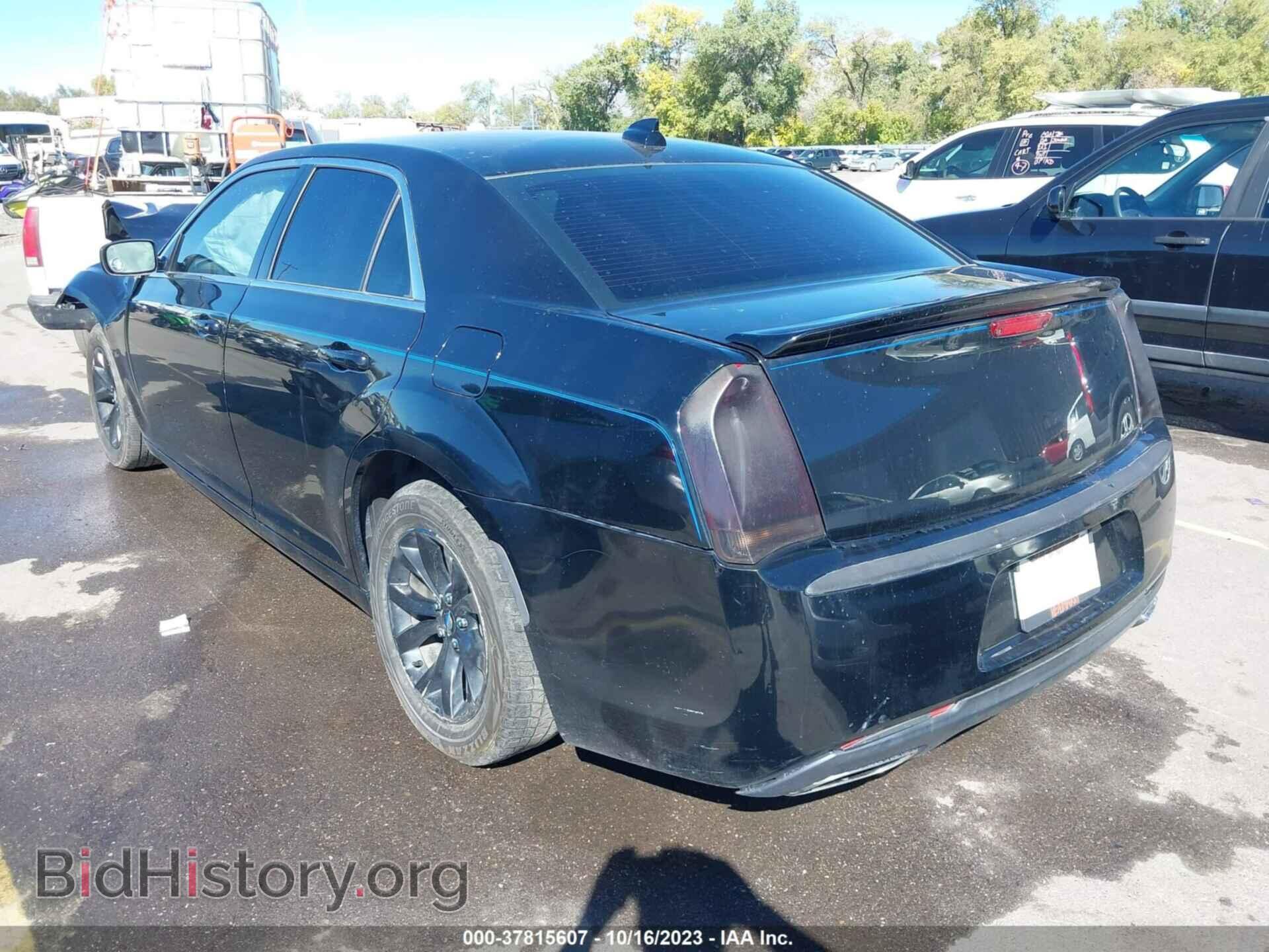 2015 CHRYSLER 300 - VIN: 2C3CCAAG1FH749498 - Фото 3