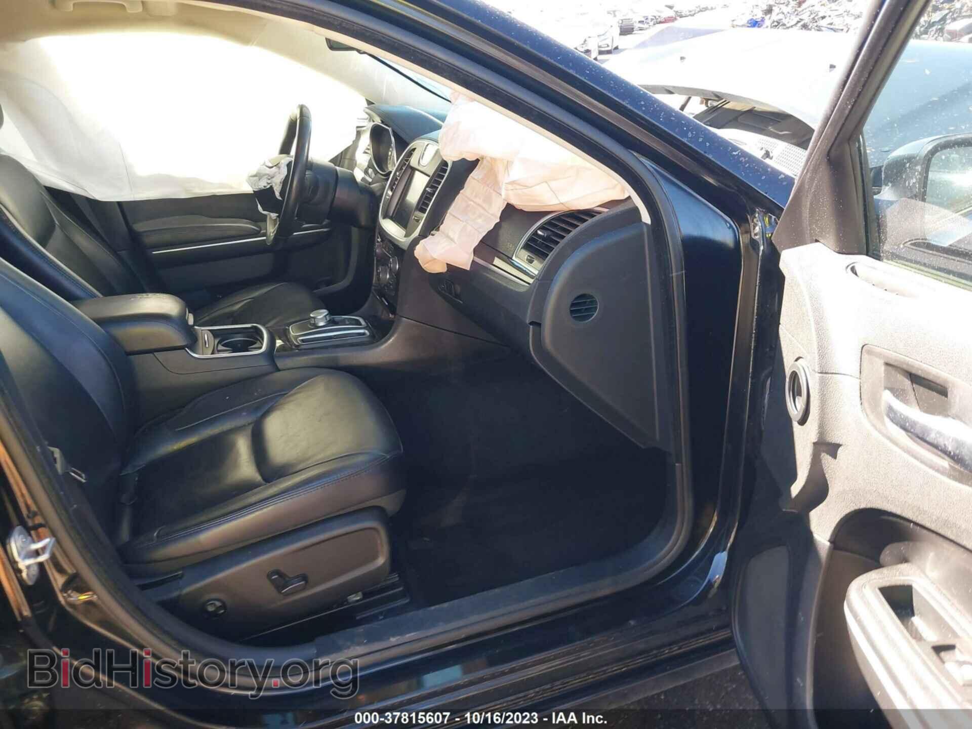 2015 CHRYSLER 300 - VIN: 2C3CCAAG1FH749498 - Фото 5
