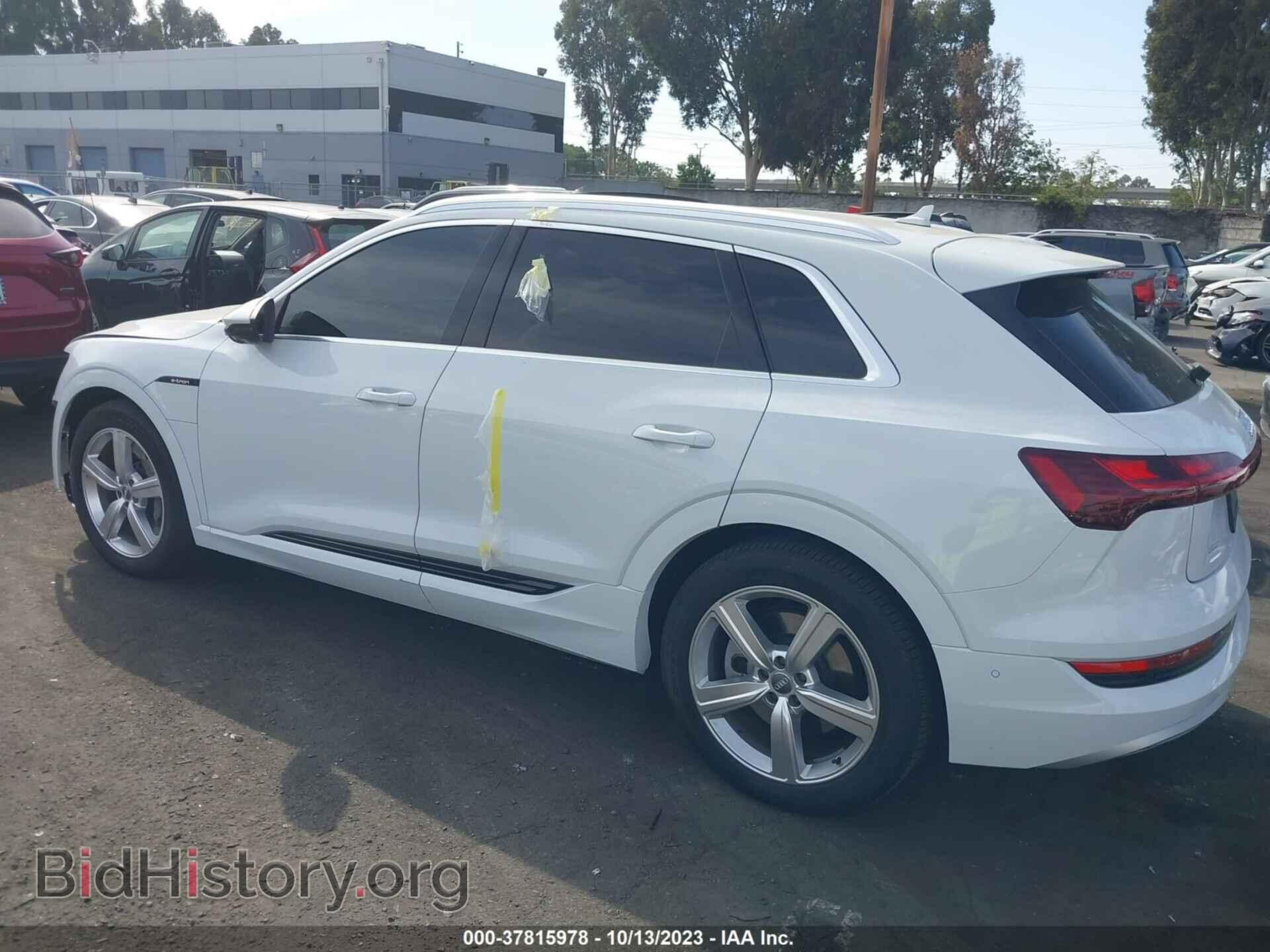 2019 AUDI E-TRON - VIN: WA1LAAGE5KB024717 - Фото 3