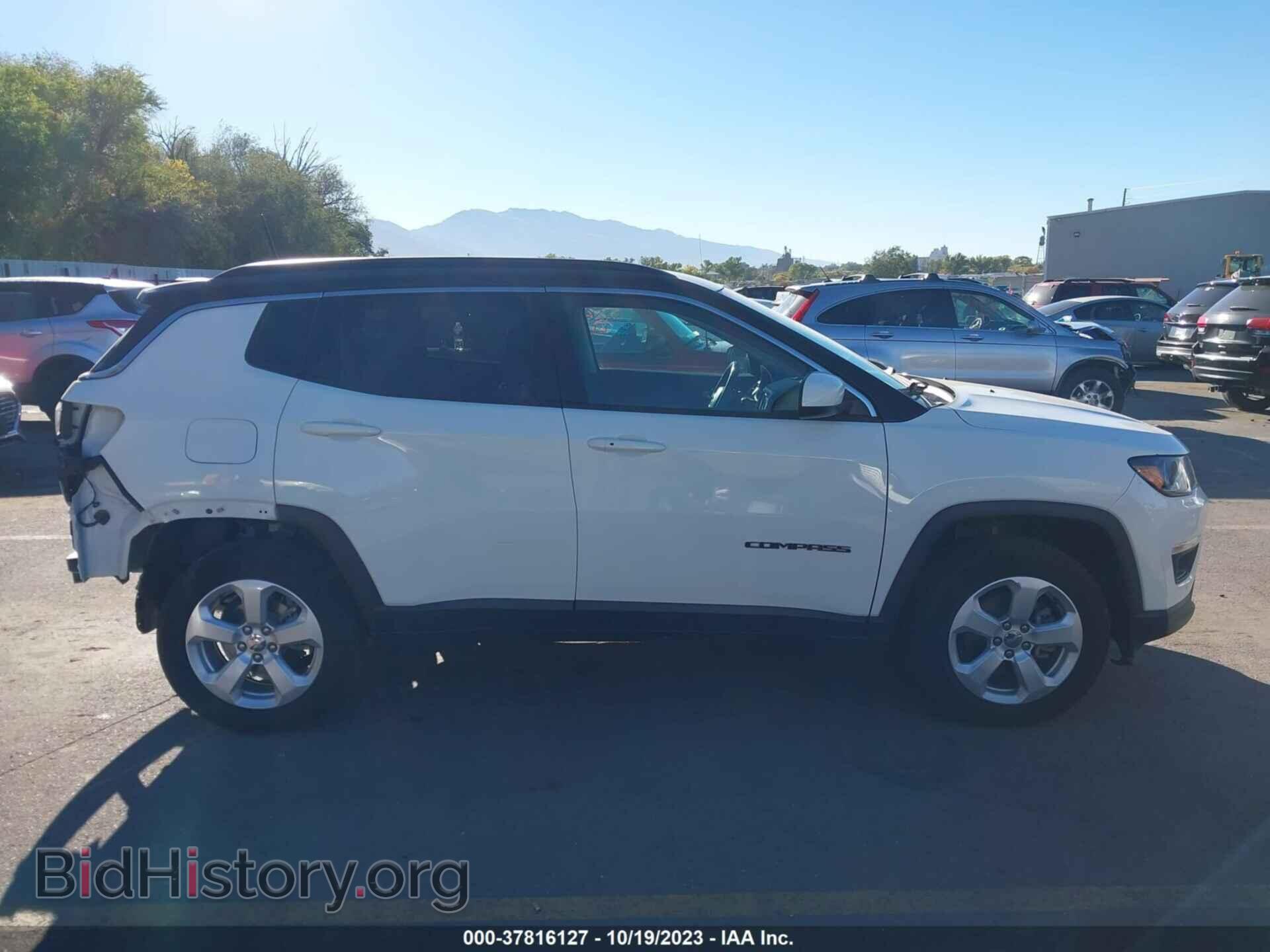 2018 JEEP COMPASS - VIN: 3C4NJDBB8JT261311 - Фото 13