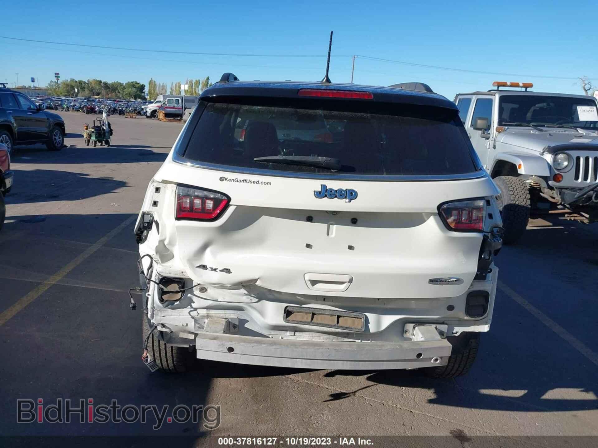 2018 JEEP COMPASS - VIN: 3C4NJDBB8JT261311 - Фото 16