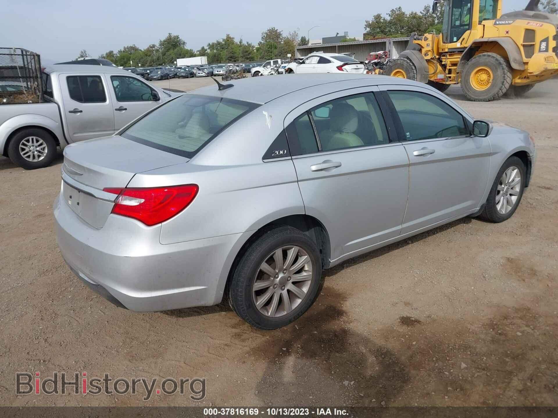 2012 CHRYSLER 200 - VIN: 1C3CCBBB7CN152173 - Фото 4