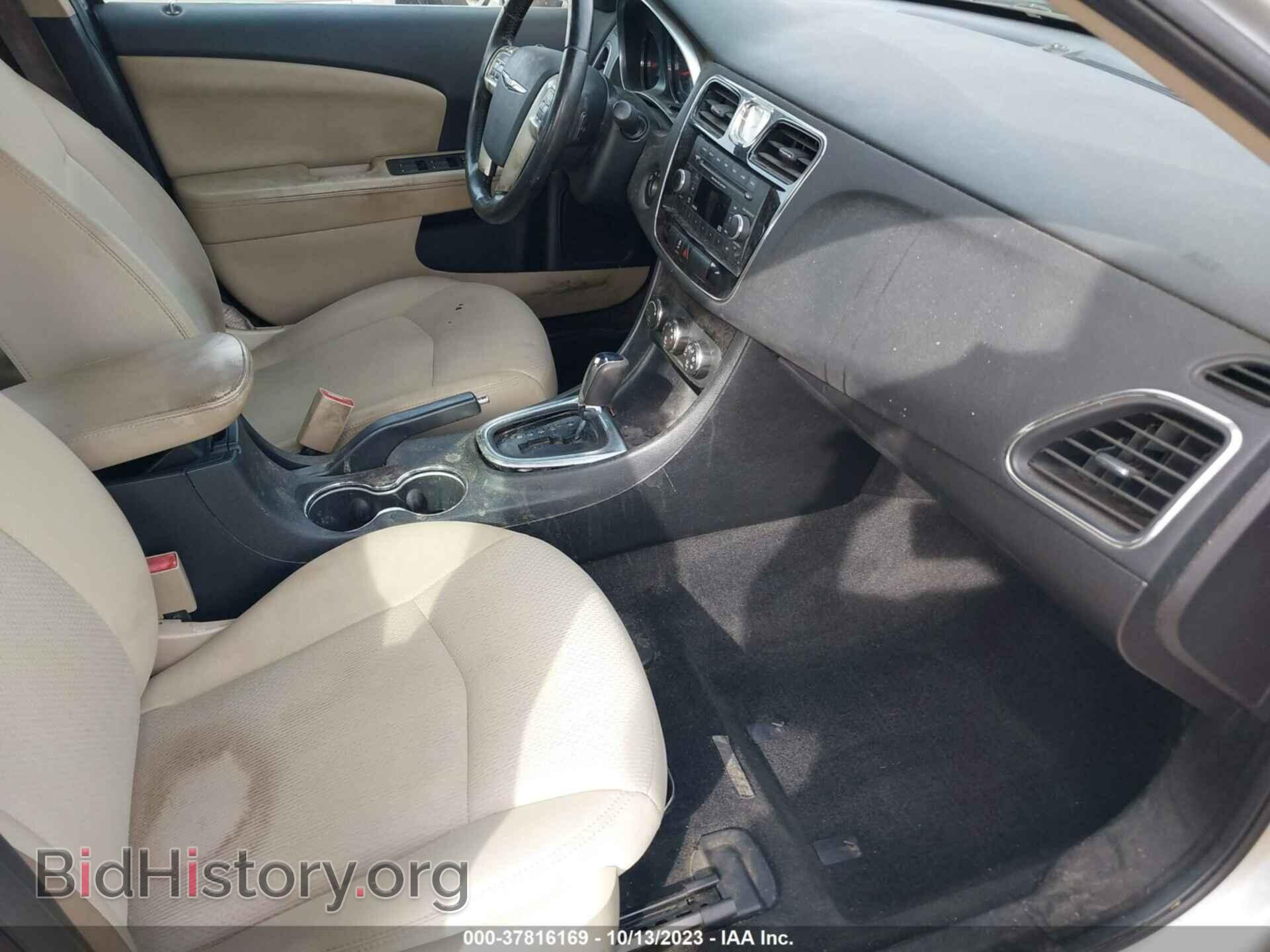 2012 CHRYSLER 200 - VIN: 1C3CCBBB7CN152173 - Фото 5