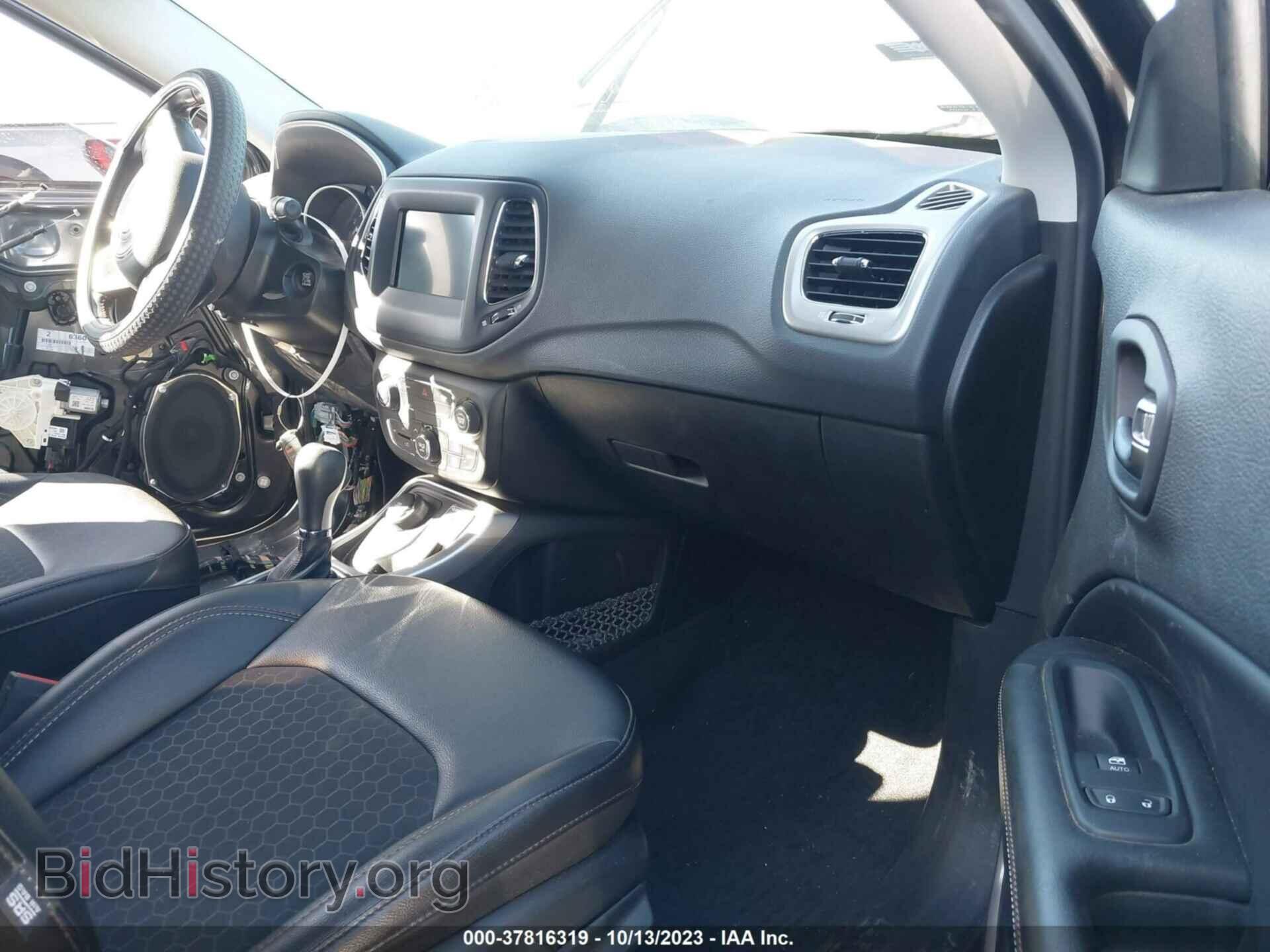 2019 JEEP COMPASS - VIN: 3C4NJDBB9KT786881 - Photo 5