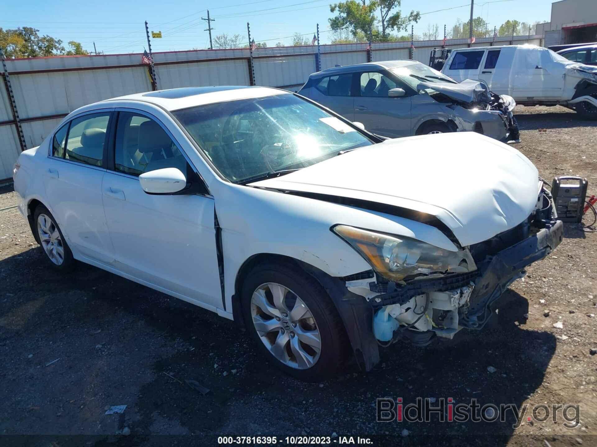 Photo 1HGCP2F82AA037081 - HONDA ACCORD 2010