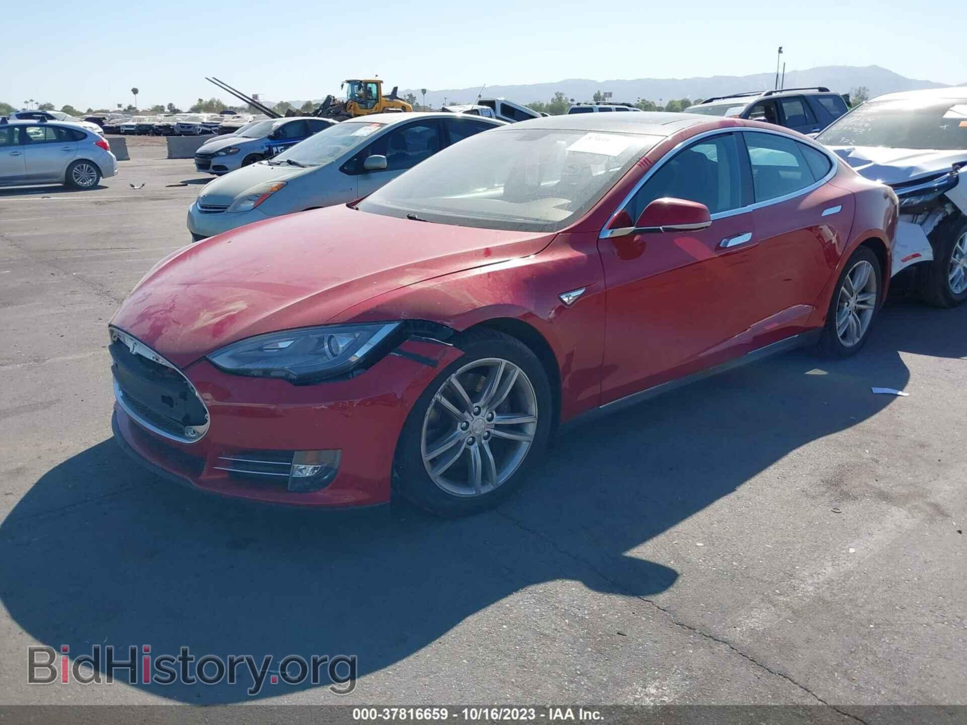 2013 TESLA MODEL S - VIN: 5YJSA1CN8DFP15795 - Фото 2