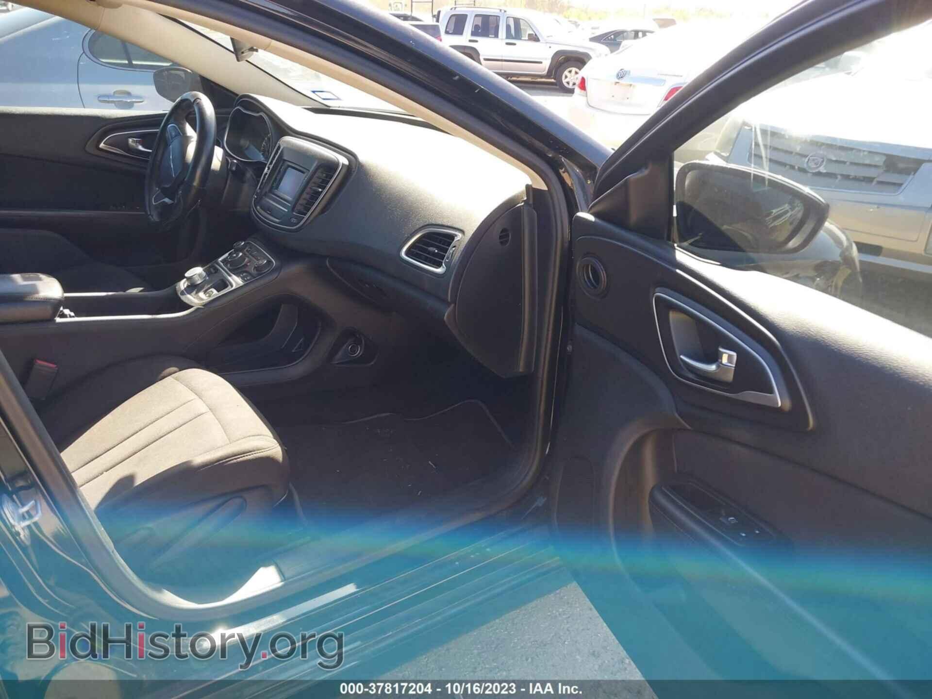 2015 CHRYSLER 200 - VIN: 1C3CCCAB7FN556084 - Фото 5