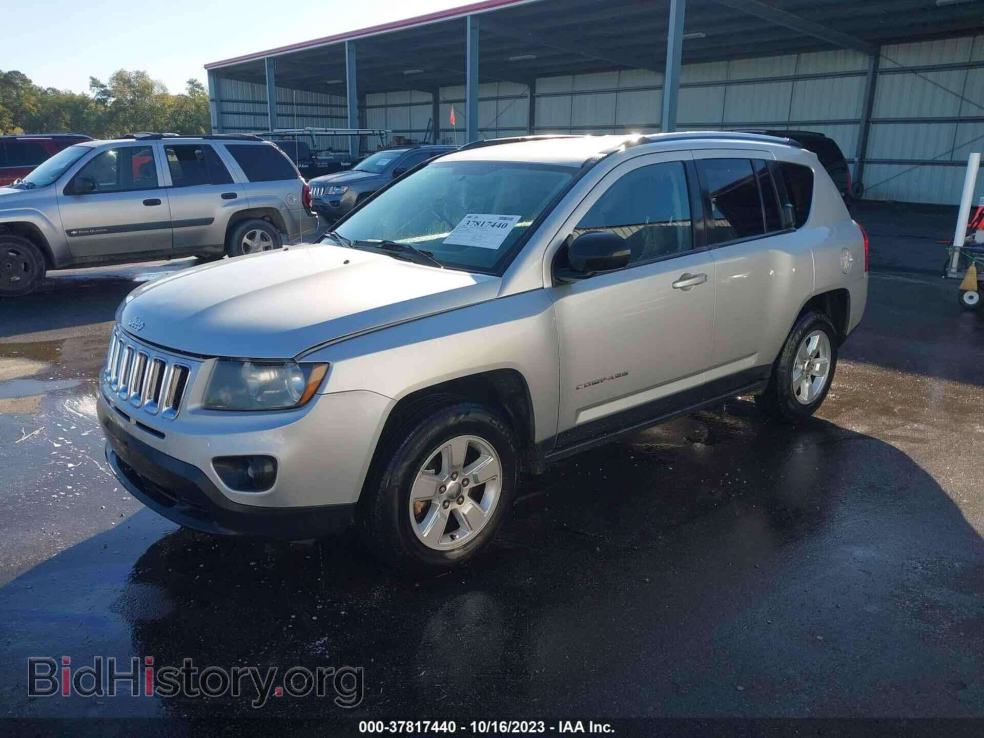 2014 JEEP COMPASS - VIN: 1C4NJCBAXED573465 - Фото 2