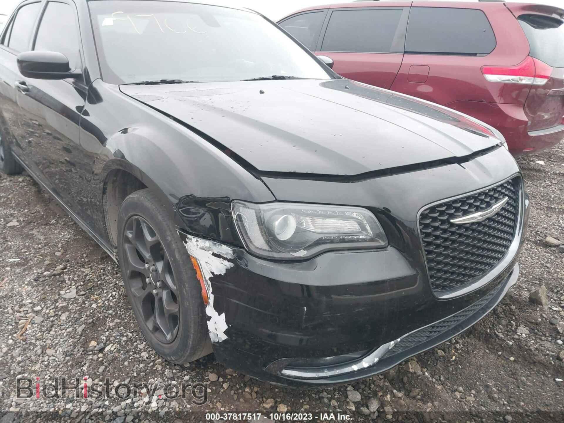 2019 CHRYSLER 300 - VIN: 2C3CCAGG7KH569766 - Photo 6