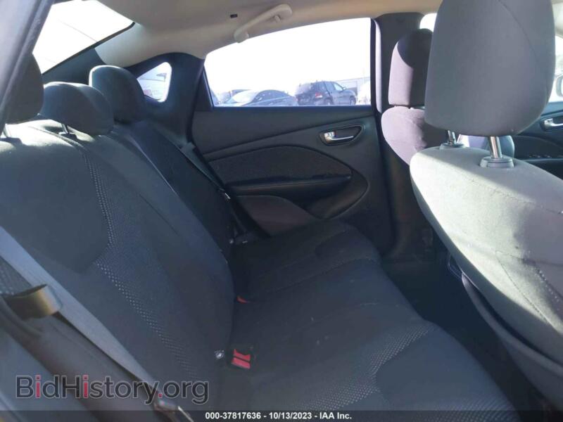 2015 Dodge DART (VIN 1C3CDFAA8FD302198) — photo 8 of 16