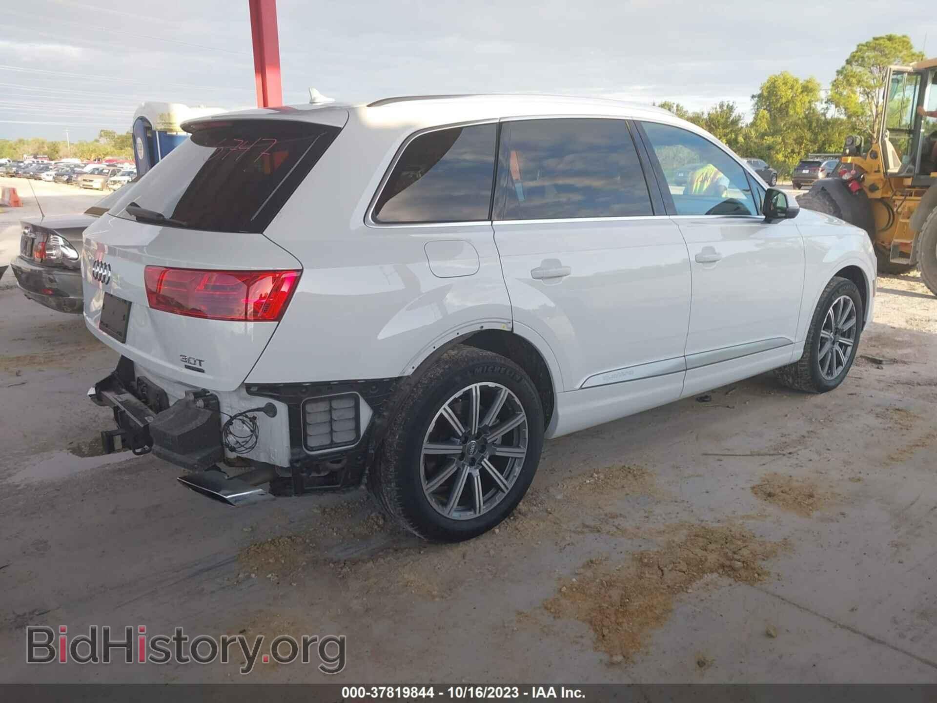 2017 AUDI Q7 - VIN: WA1VAAF73HD052637 - Фото 4