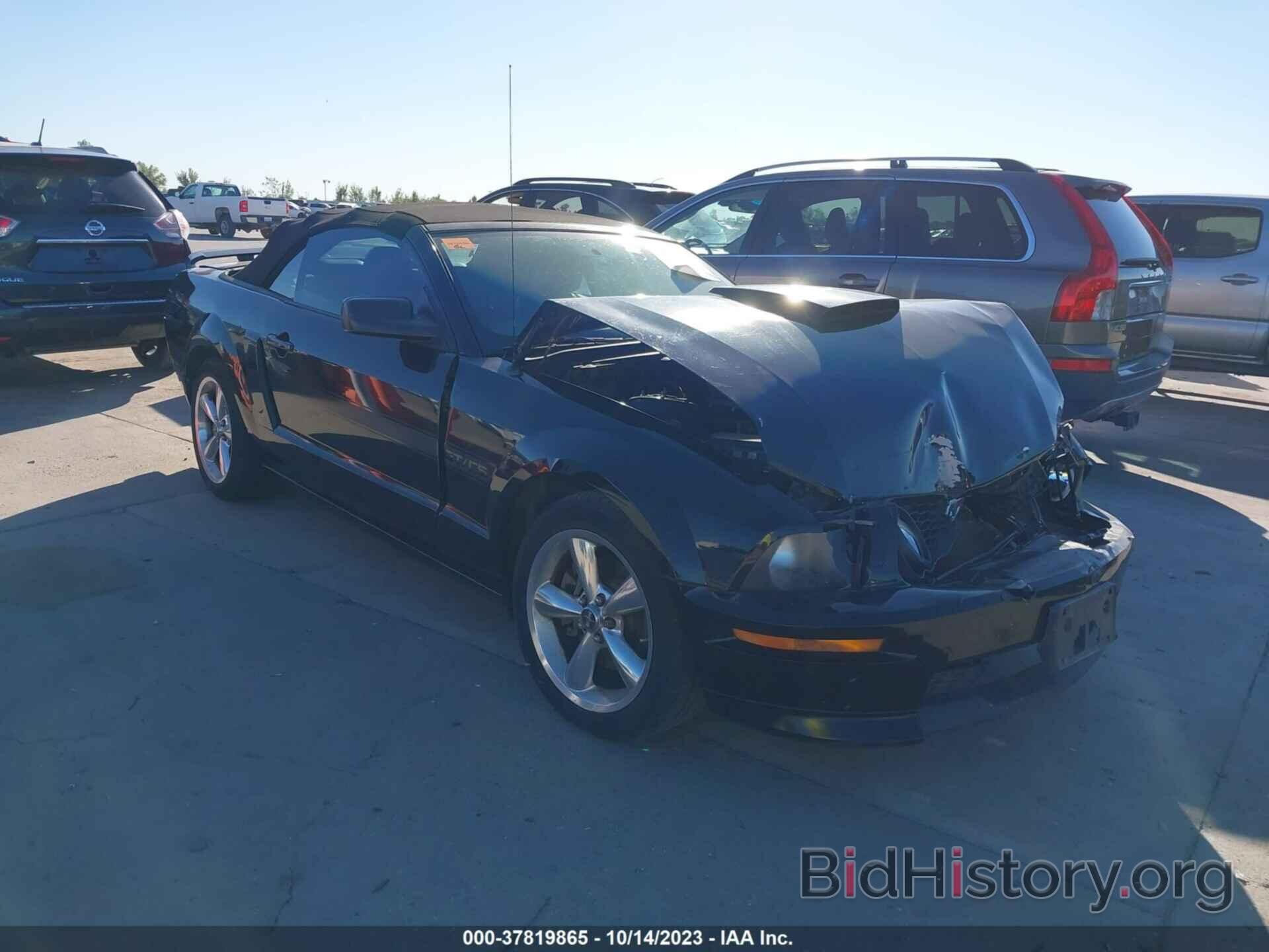 Photo 1ZVHT85H075289530 - FORD MUSTANG 2007