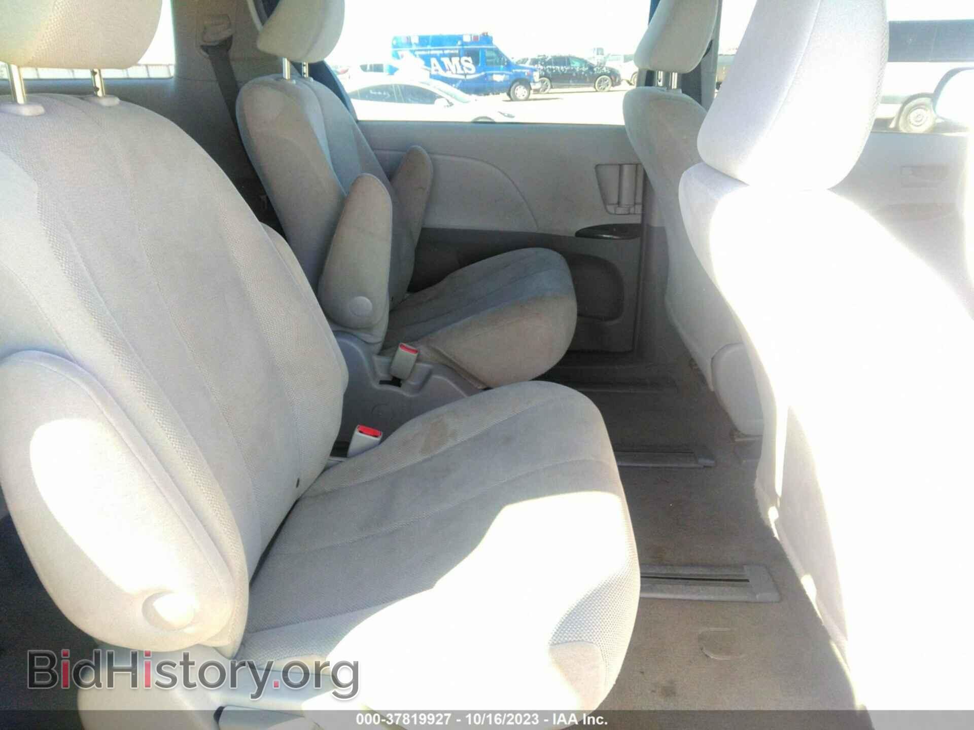 2012 TOYOTA SIENNA - VIN: 5TDKA3DC6CS016524 - Фото 8