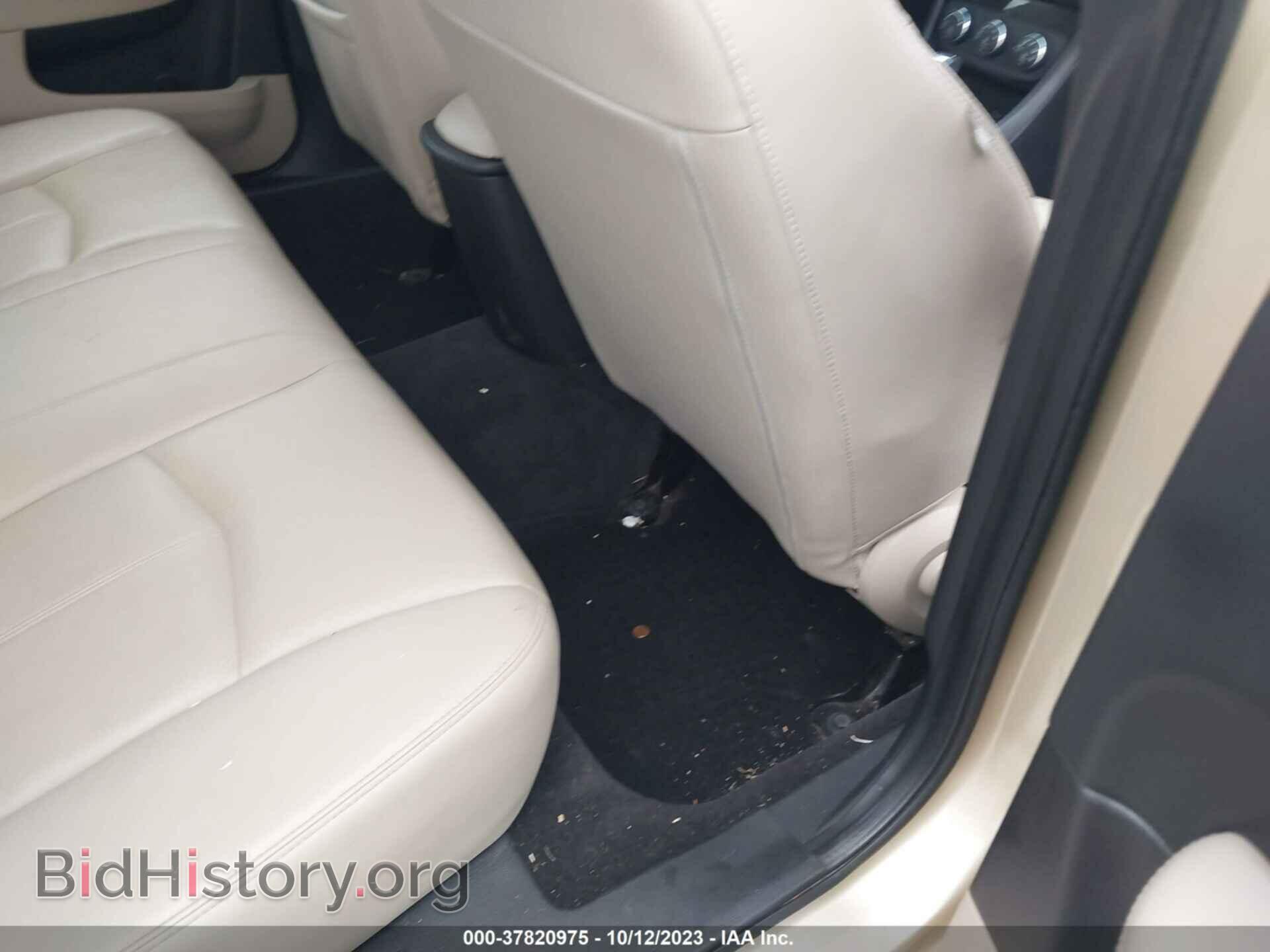 2011 CHRYSLER 200 - VIN: 1C3BC2FB5BN501190 - Photo 8