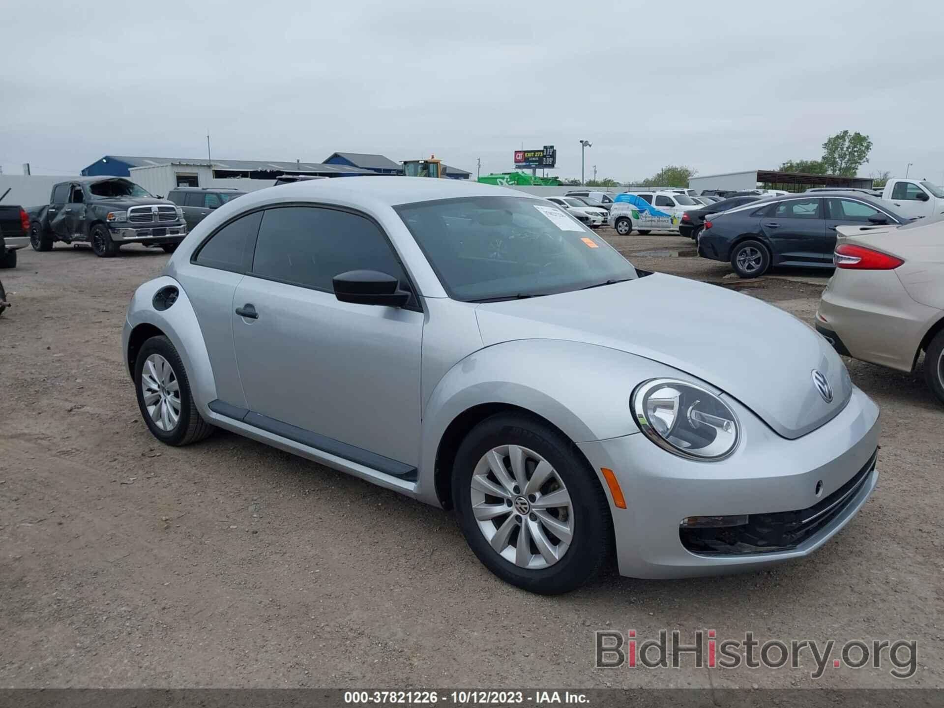 Photo 3VWFP7AT9EM621374 - VOLKSWAGEN BEETLE COUPE 2014