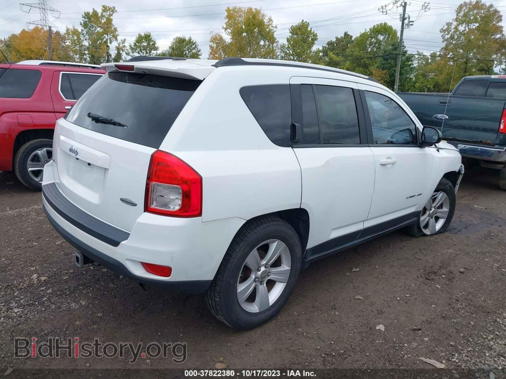 2012 JEEP COMPASS - VIN: 1C4NJDEB1CD658895 - Photo 4
