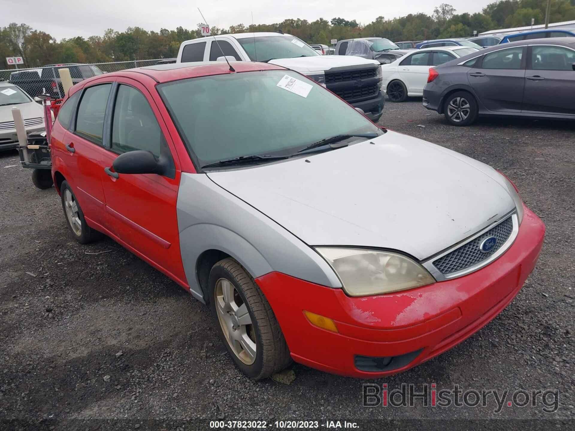 Photo 1FAFP37N36W196830 - FORD FOCUS 2006